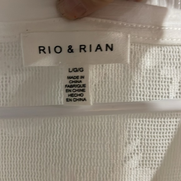 Rio & Rian Top - Picture 2 of 4